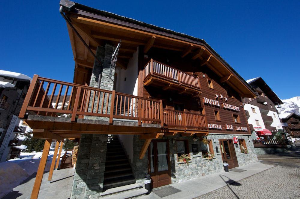 Hotel L' Aiglon Champoluc Exterior photo